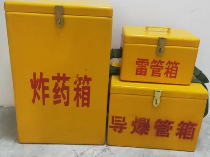 龙湖镇玻璃钢雷管箱的适用范围